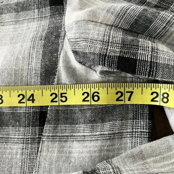 POL Oversized Black and Gray Plaid Button-Down High Low Tunic Top Size Small - Picture 4 of 8